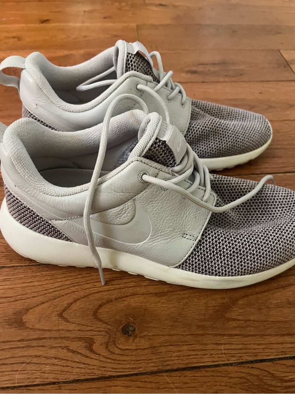 Nike Women’s Light Gray and White Mesh Sneakers